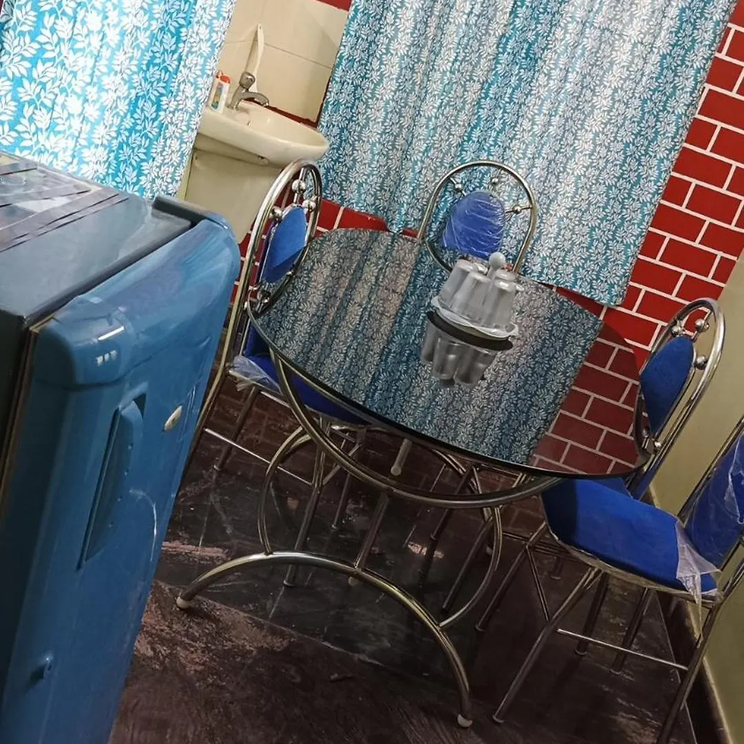 아파트 Ac Executive Rooms 트리반드룸 인도